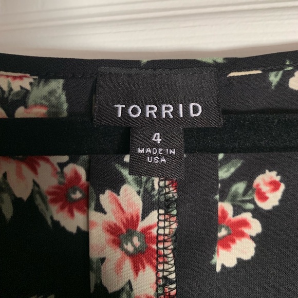 Floral Print Blouse - Picture 3 of 4